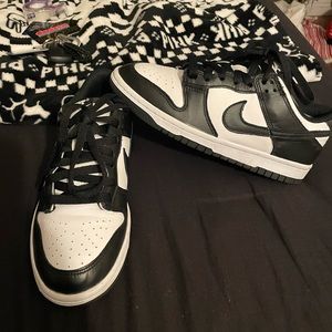 Dunks low